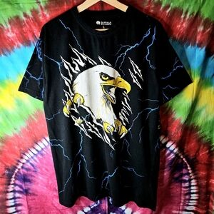 Buffalo Outdoors Black Eagle And Lightning  Graphic Tee Size L